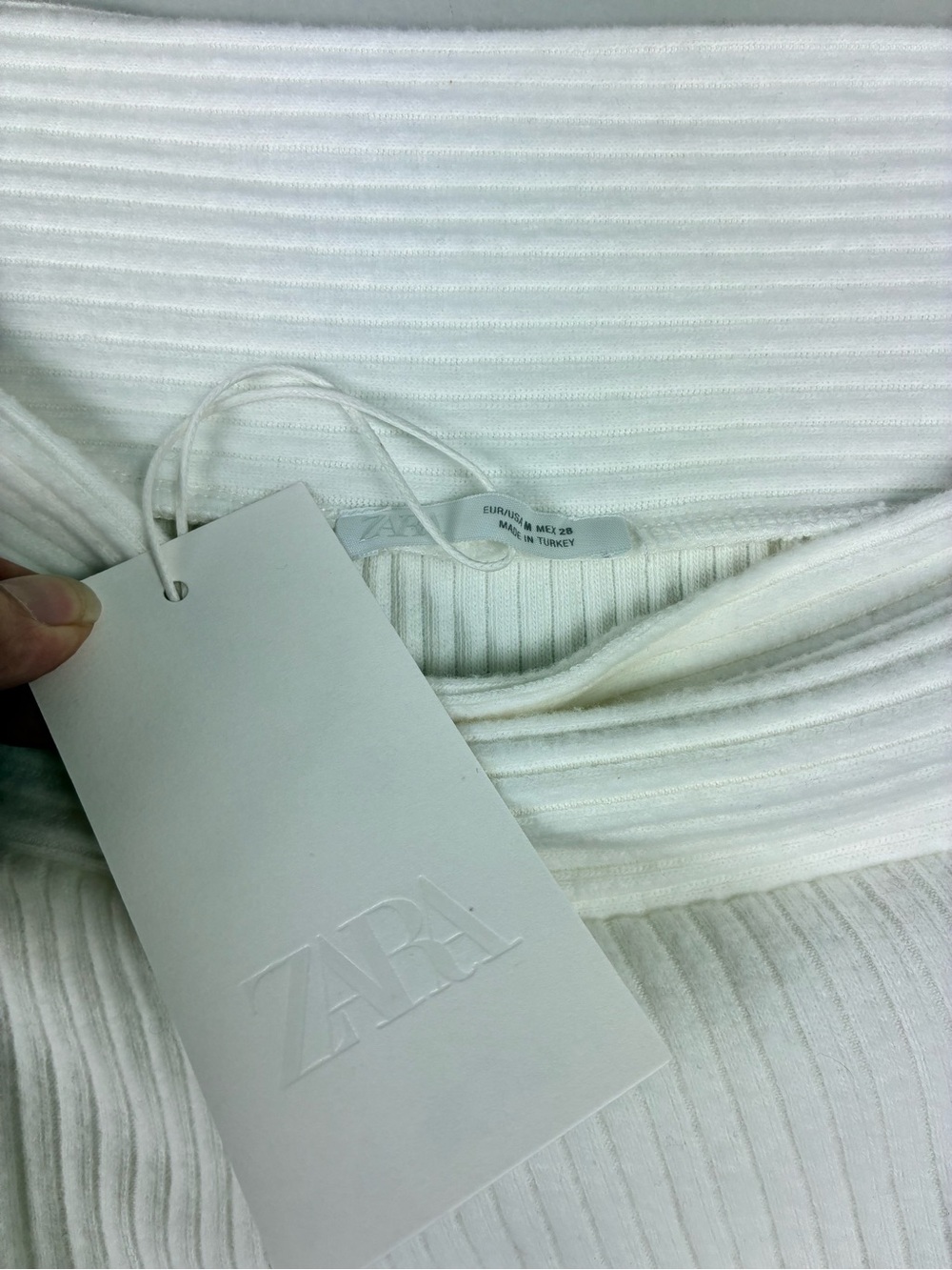 Zara Off-Shoulder Ribbed Sweater Top Ivory Casual NEW M Long Sleeveless Preppy - Picture 5 of 8